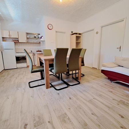 Apartmani Postonjski Privlaka  Bagian luar foto