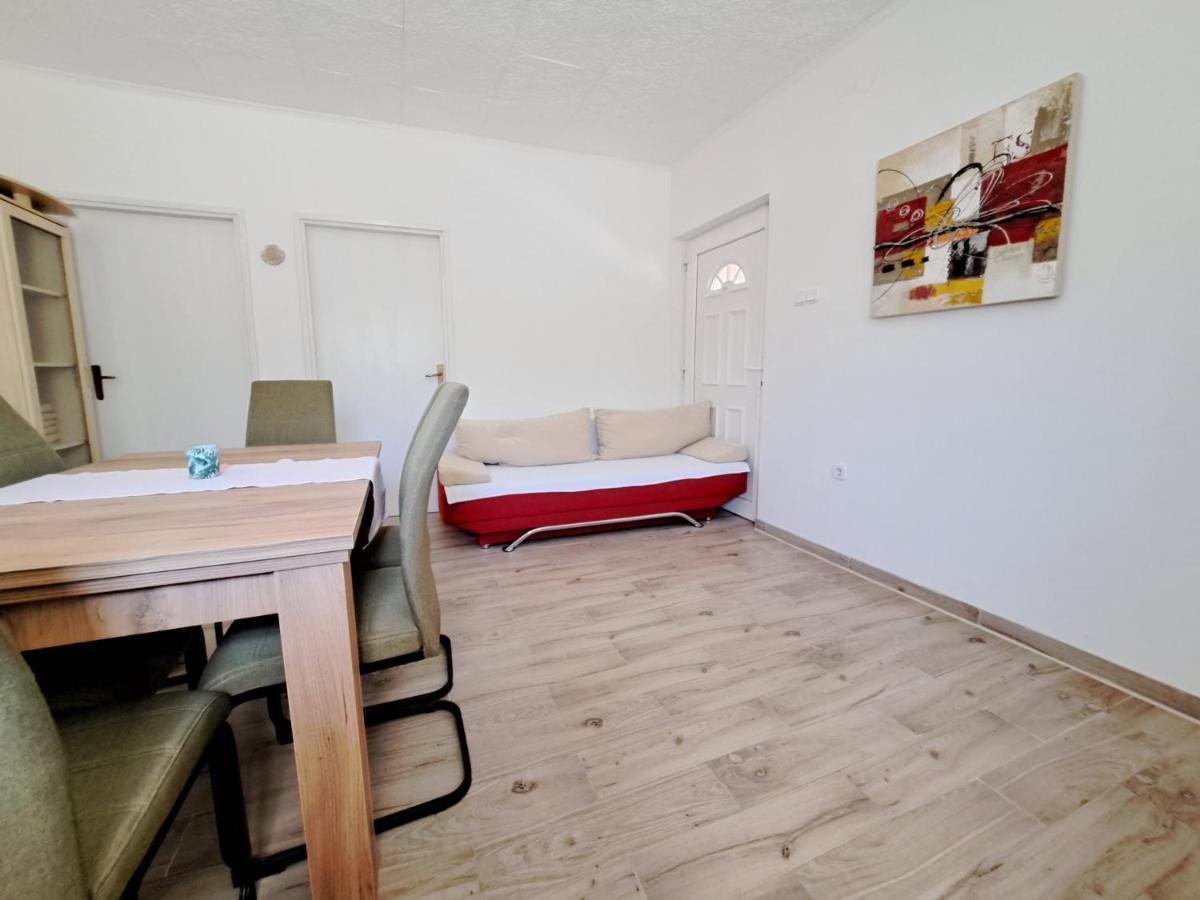 Apartmani Postonjski Privlaka  Bagian luar foto